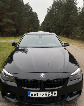 BMW Seria 5 cena 77000 przebieg: 227000, rok produkcji 2016 z Wołomin małe 562